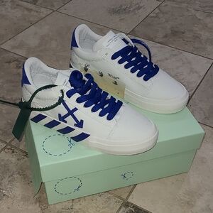 Off-White White and Blue Sneakers with Retro-Inspired Design